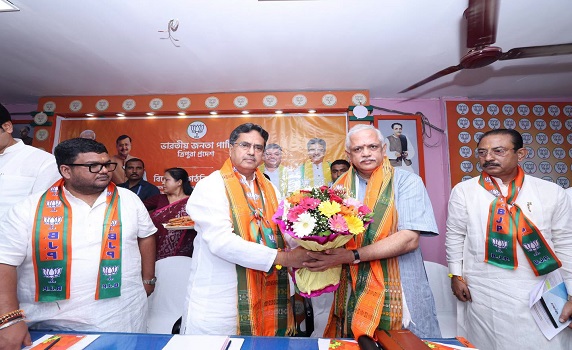 VC Polls: Tripura BJP holds crucial organizational meeting in presence of national GS (org) B.L. Santosh.
